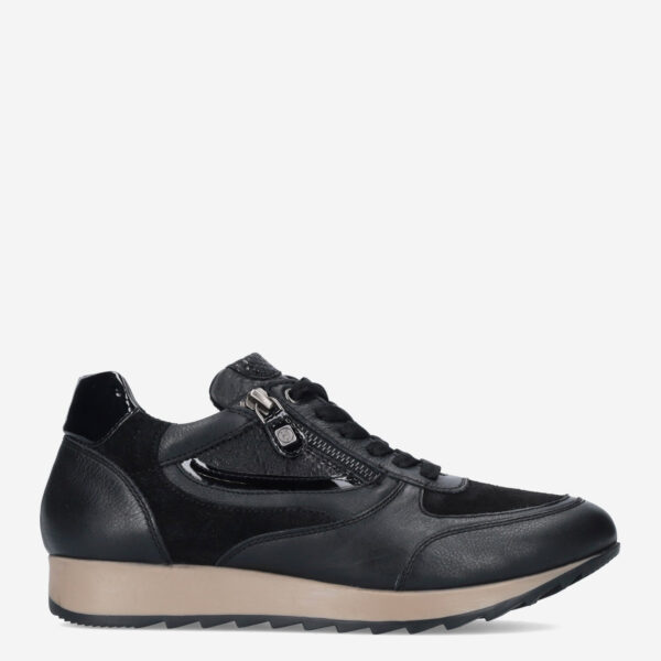 Sneaker K