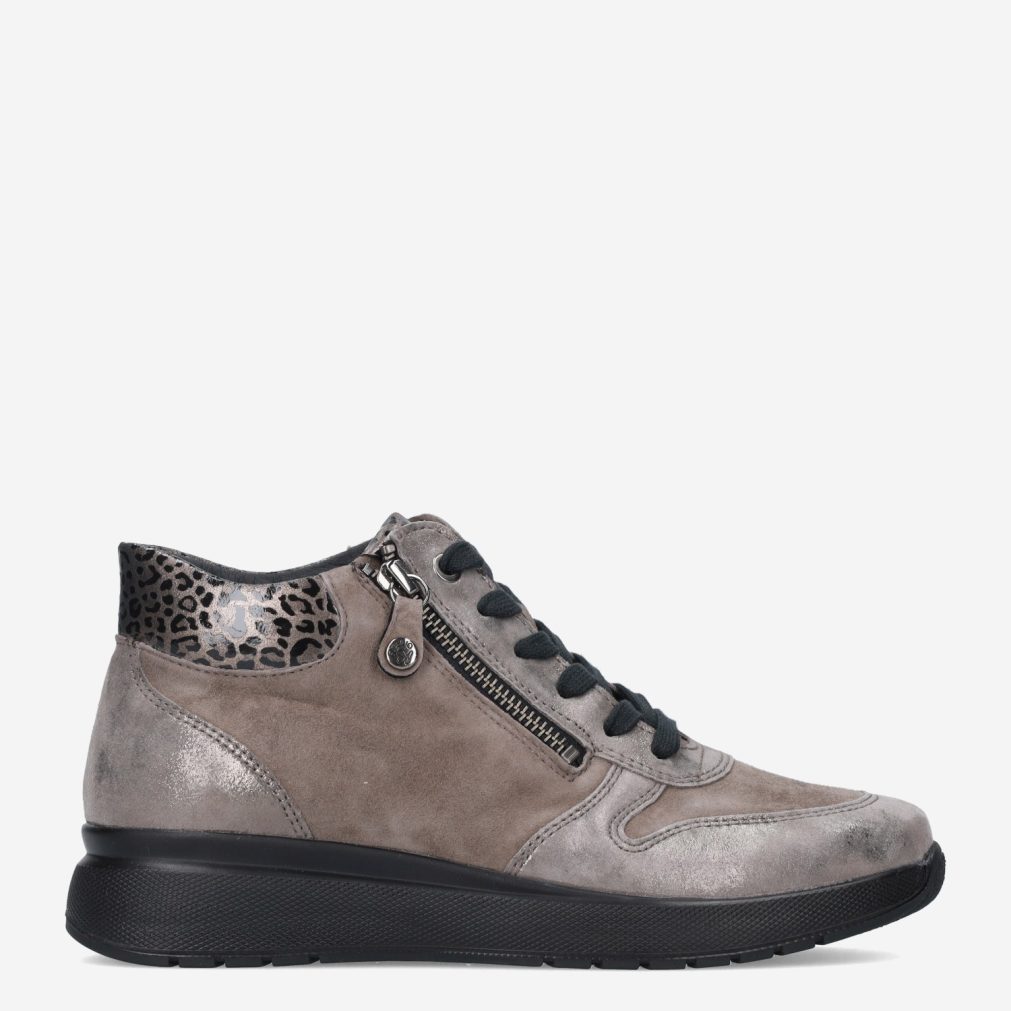 11795_Fidelio__Dames_0