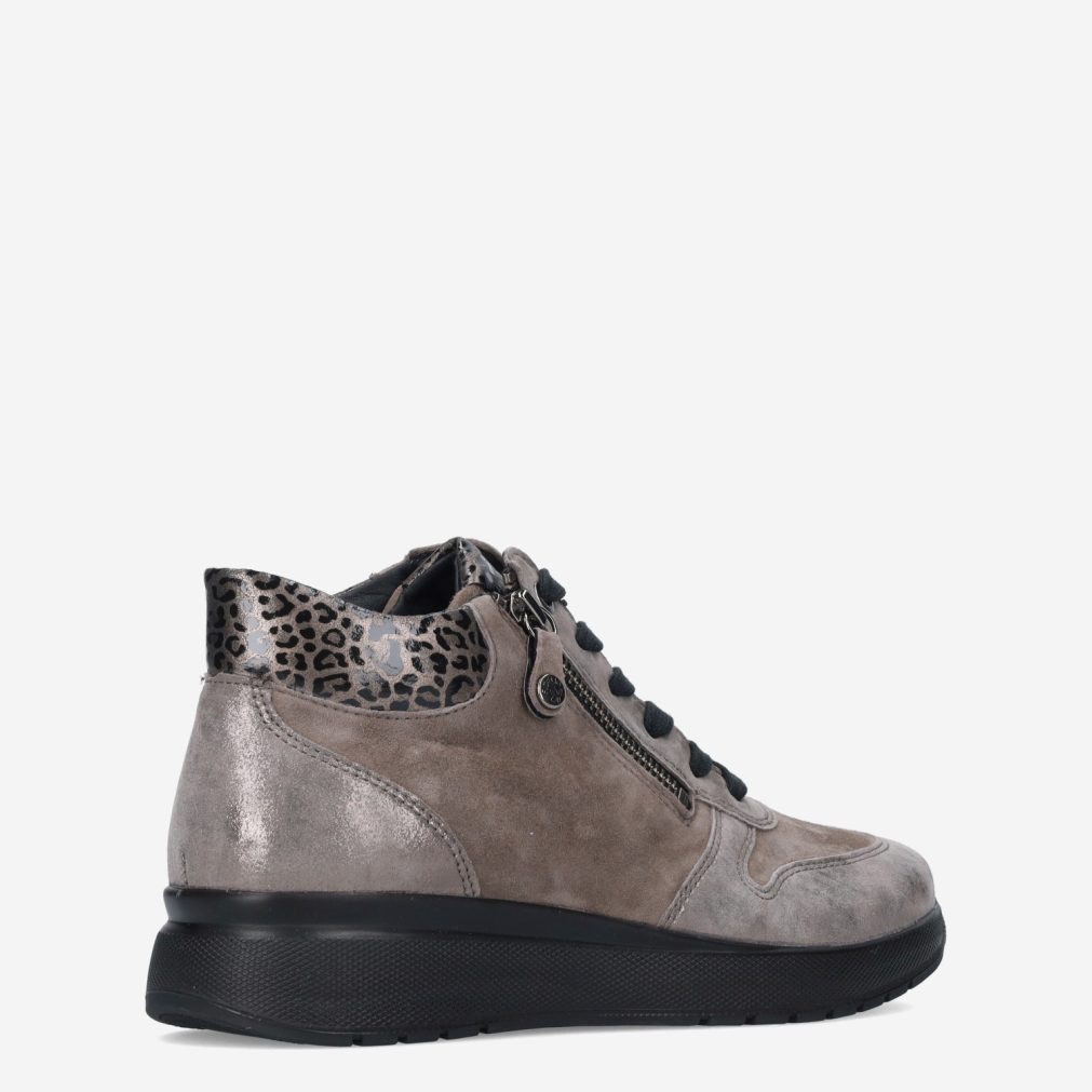 11795_Fidelio__Dames_325