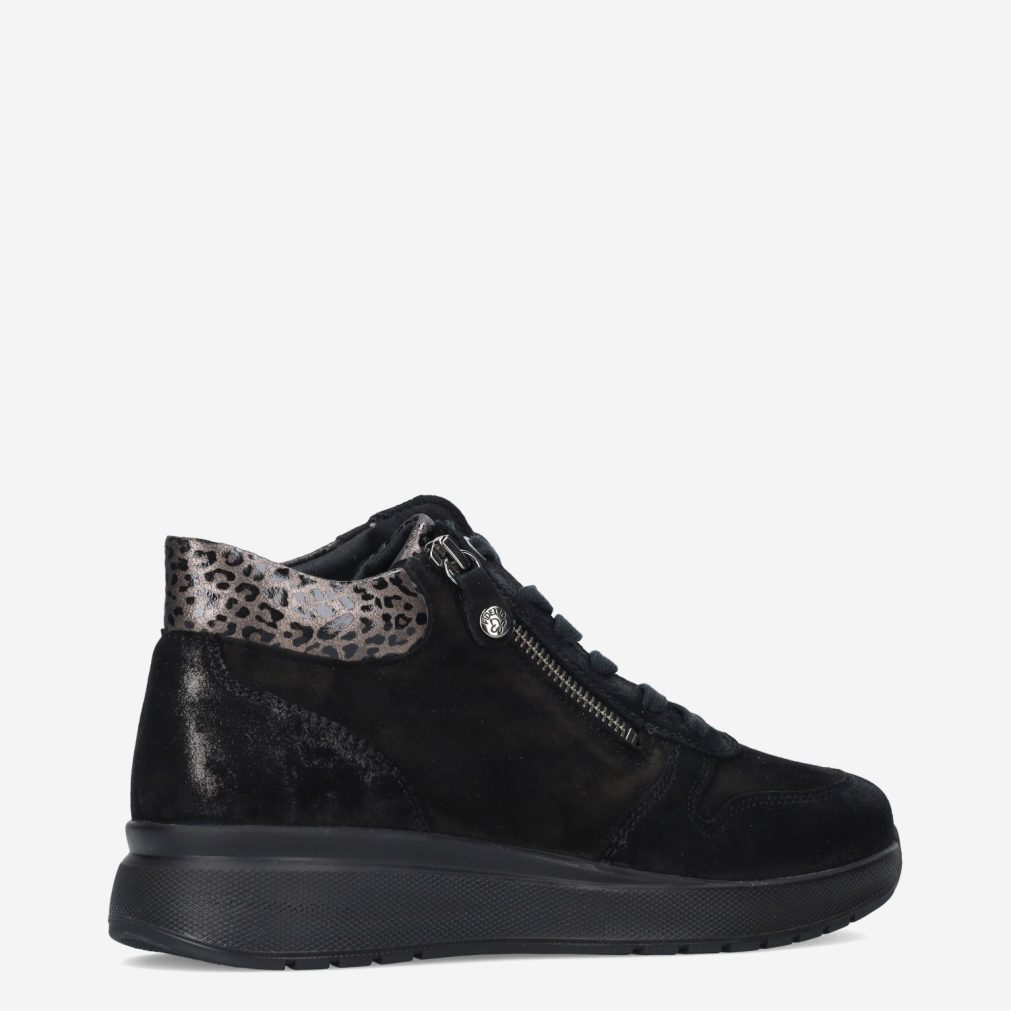 11797_Fidelio__Dames_325