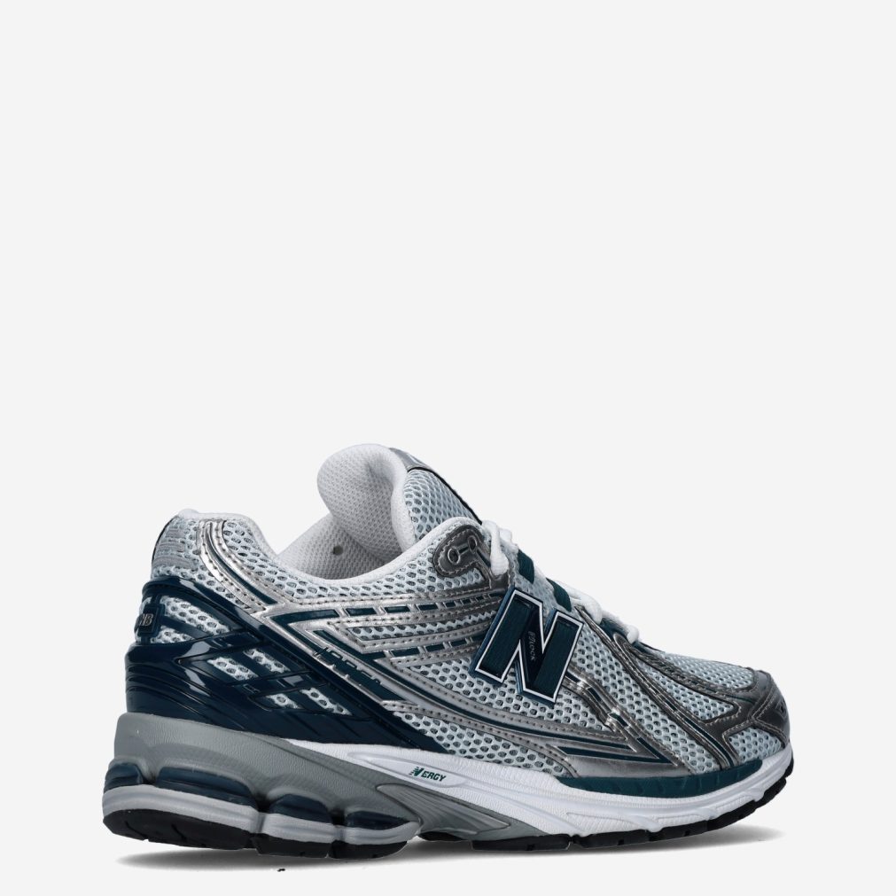 11921_New Balance__Dames_325