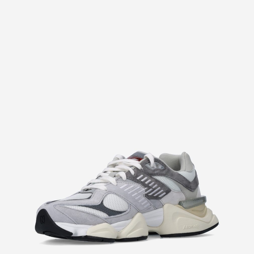 12252_New Balance__Heren_135