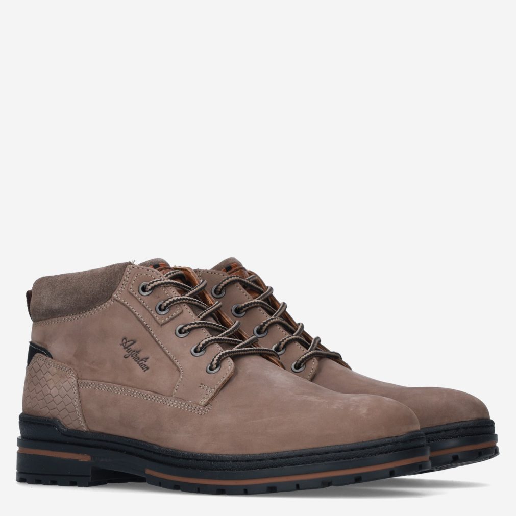13435_Australian footwear___35