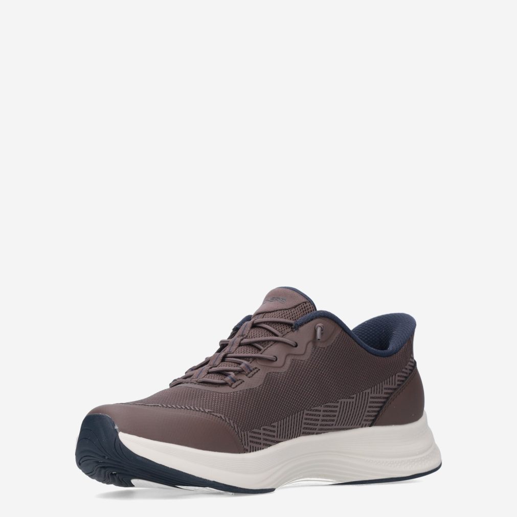 13501_Skechers___135