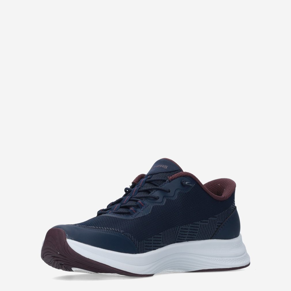 13502_Skechers___135