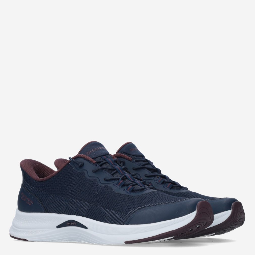 13502_Skechers___35
