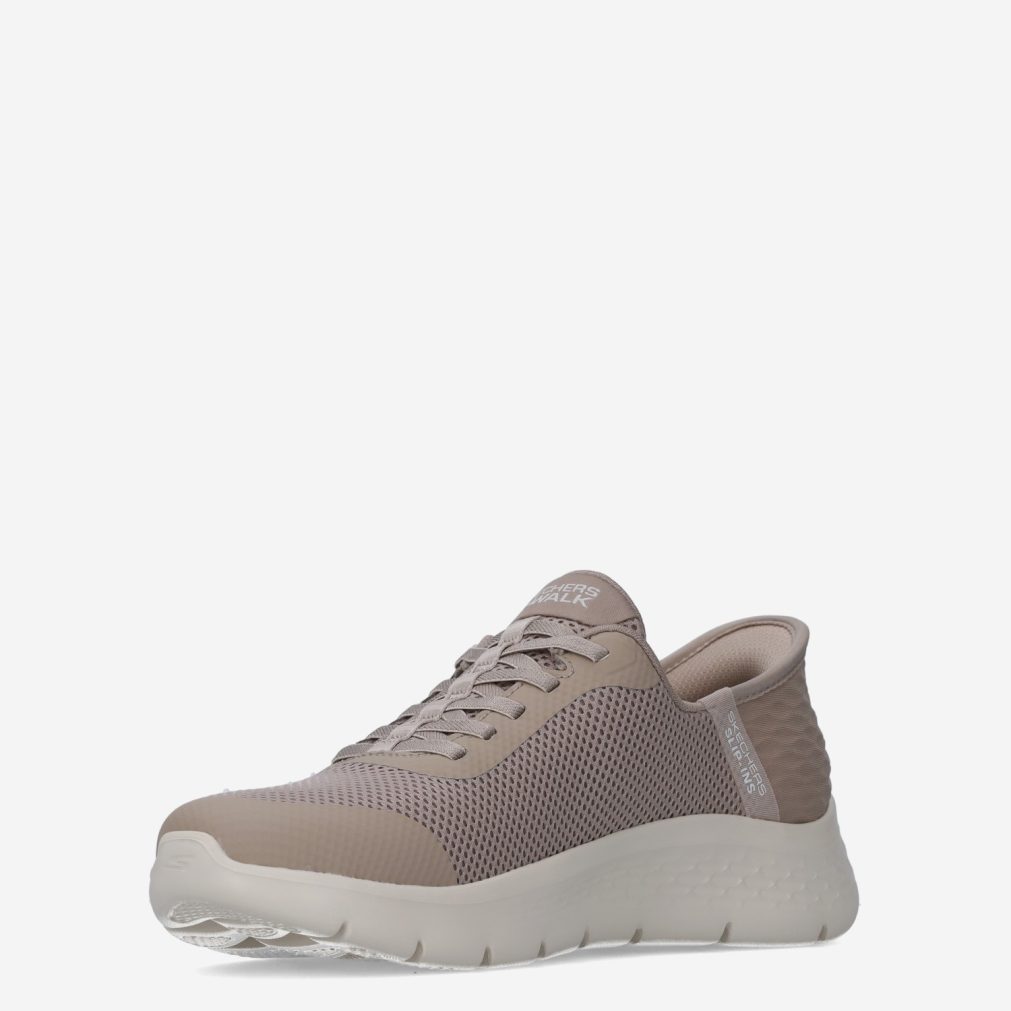 13510_Skechers___135