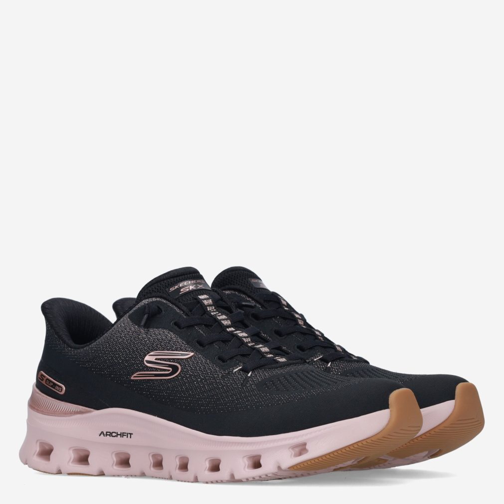 13518_Skechers___35