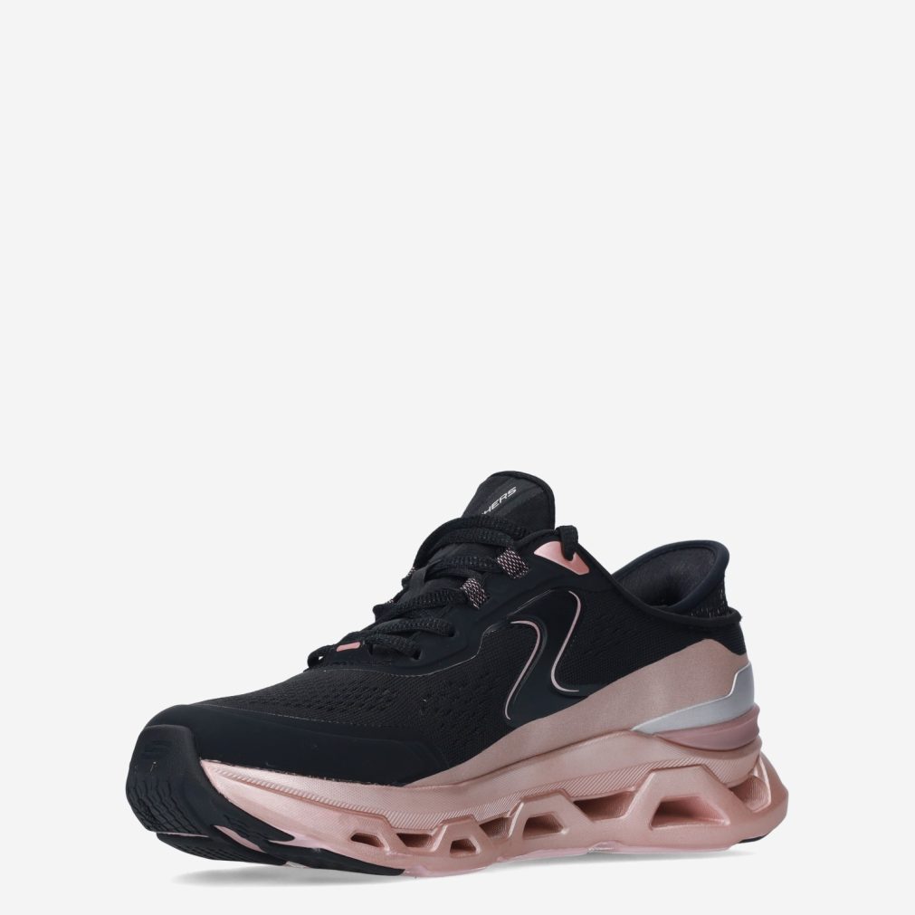 13521_Skechers___135