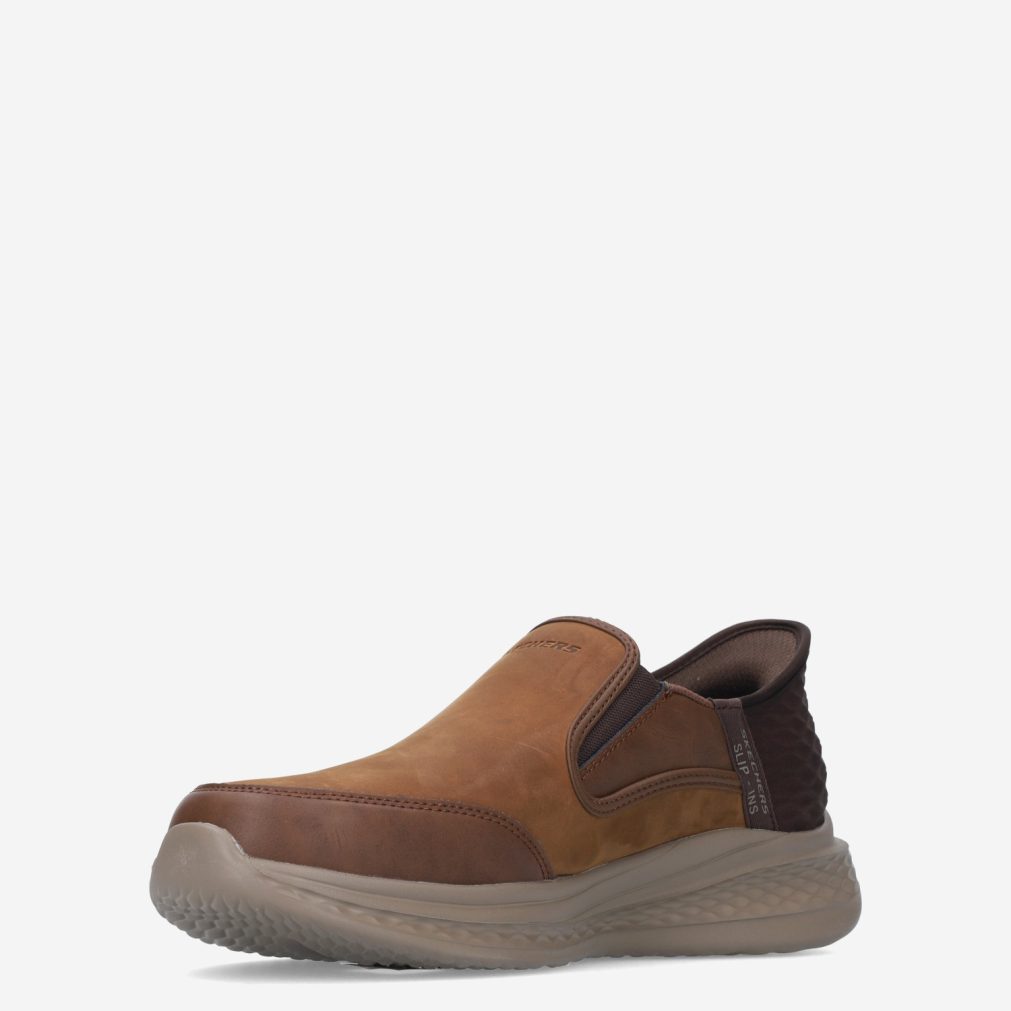 13533_Skechers___135